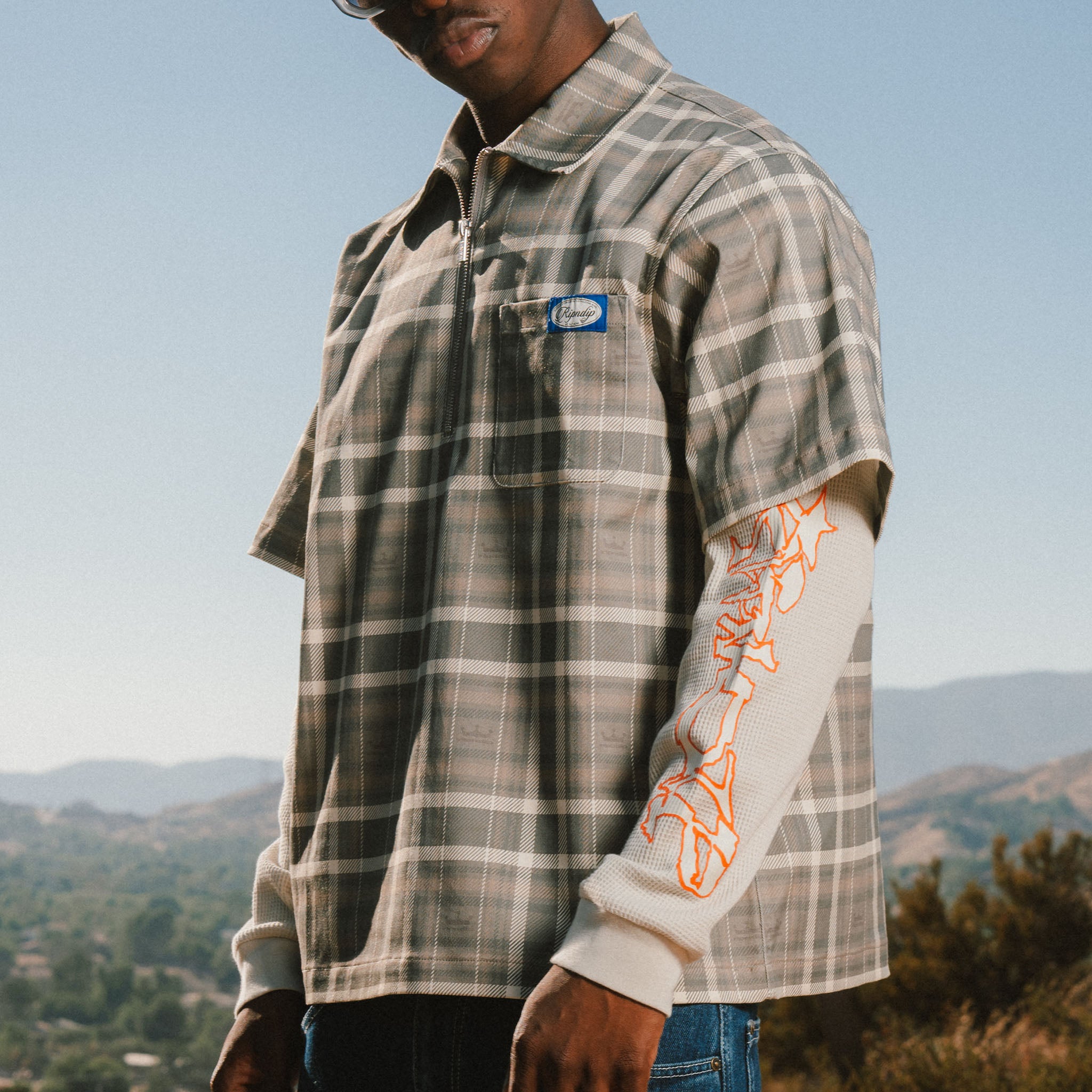 Pacific Beach Half Zip Double Sleeve Tee (Tan Plaid)