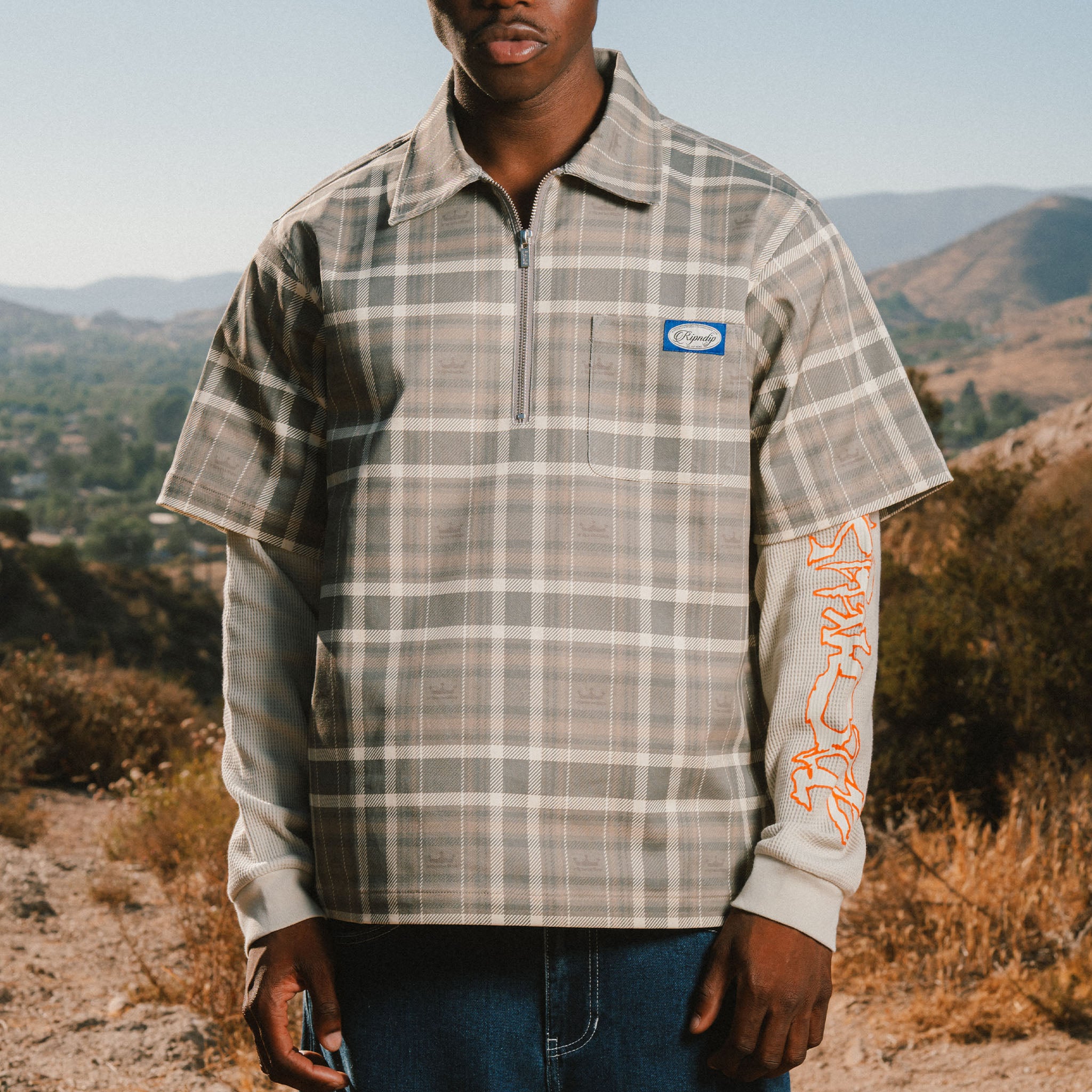 Pacific Beach Half Zip Double Sleeve Tee (Tan Plaid)