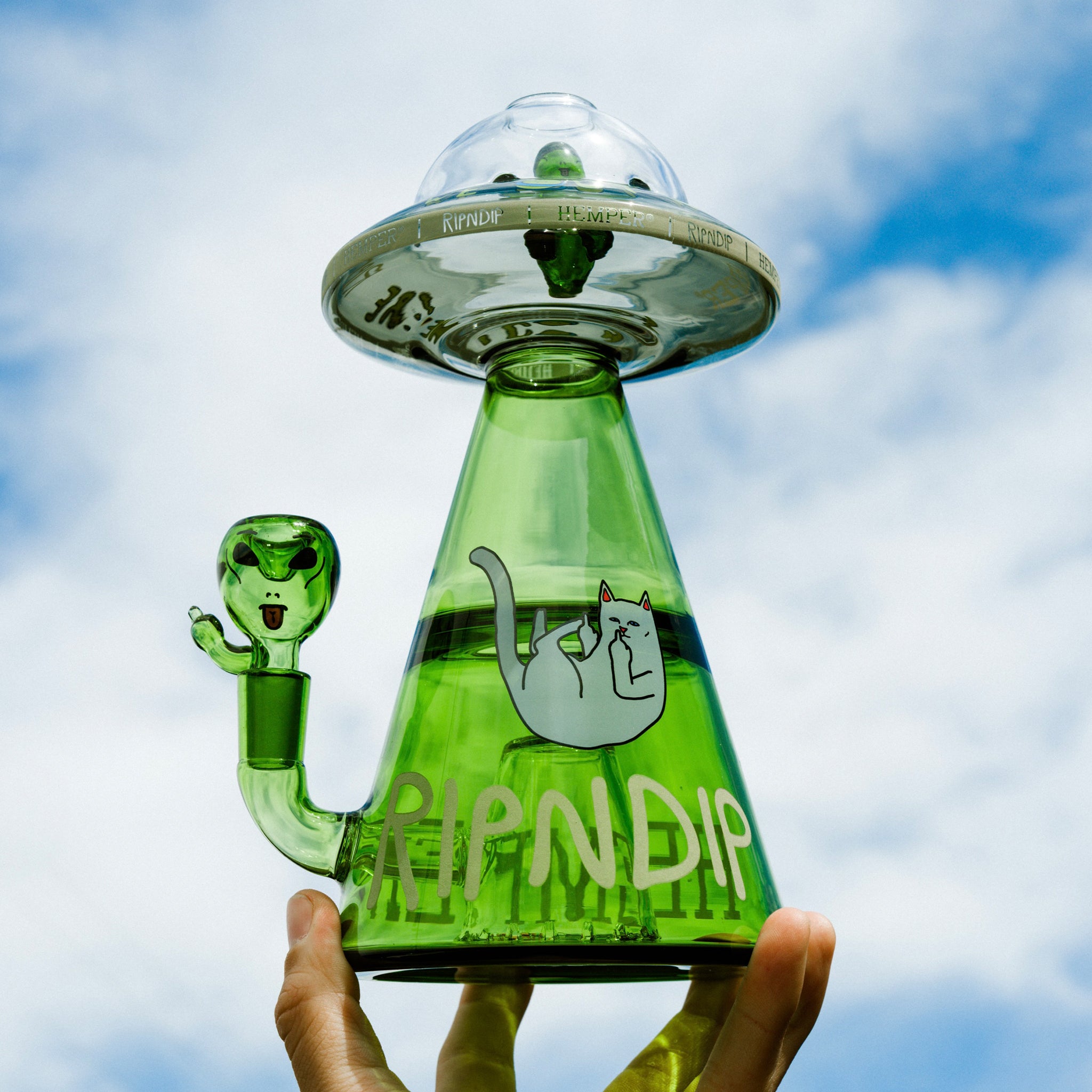 LGB ルグランブルー スカルタンクトップ ノースリーブ BE ALIEN! Lord Alien UFO Beaker (Green) – RIPNDIP