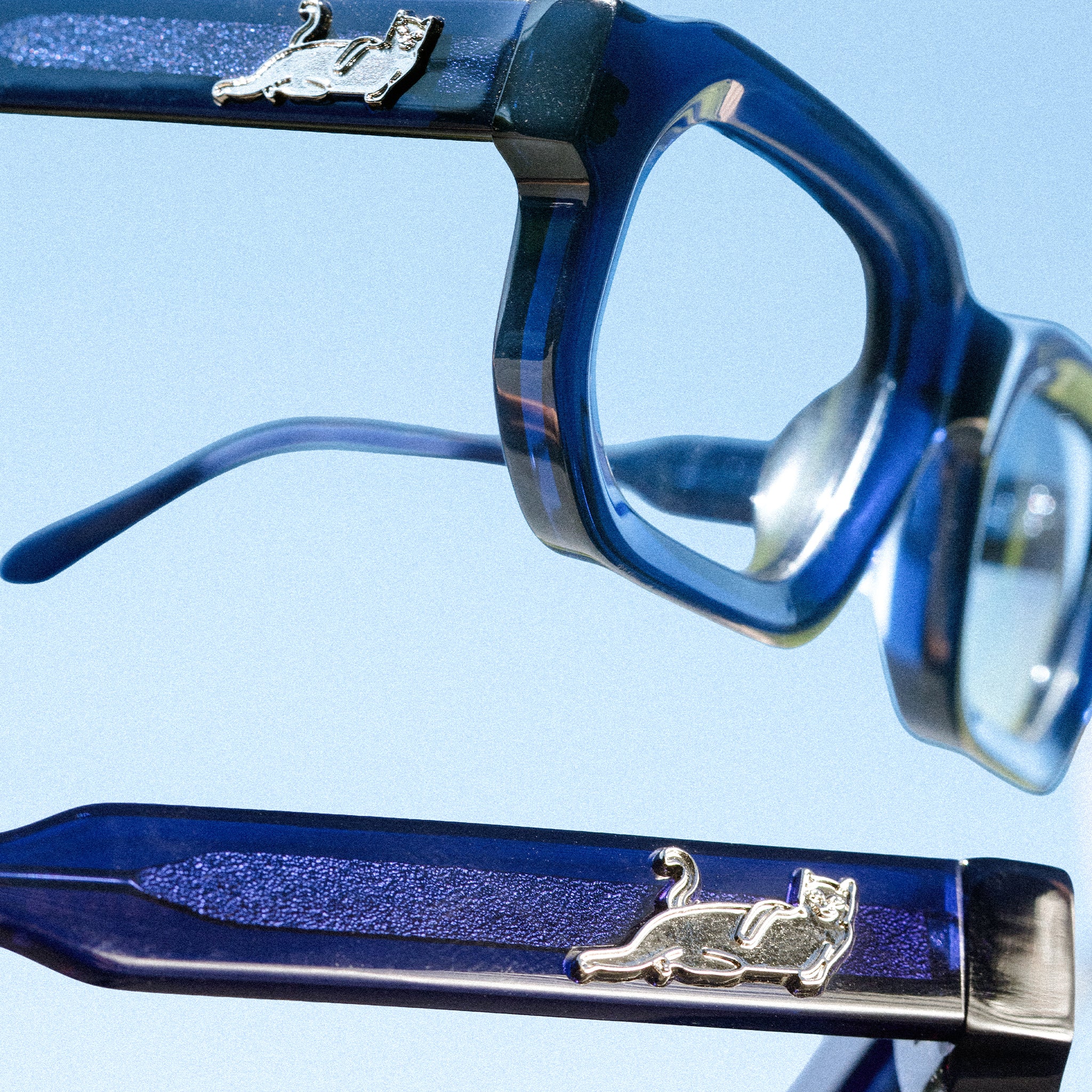 RIPNDIP Castanza Sunglasses (Navy / Light Blue)